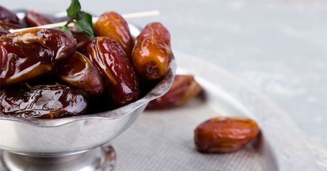 Hurma kaç kalori? Zayıflamak için günde kaç hurma yemeli? Diyette hurma yenir mi?
