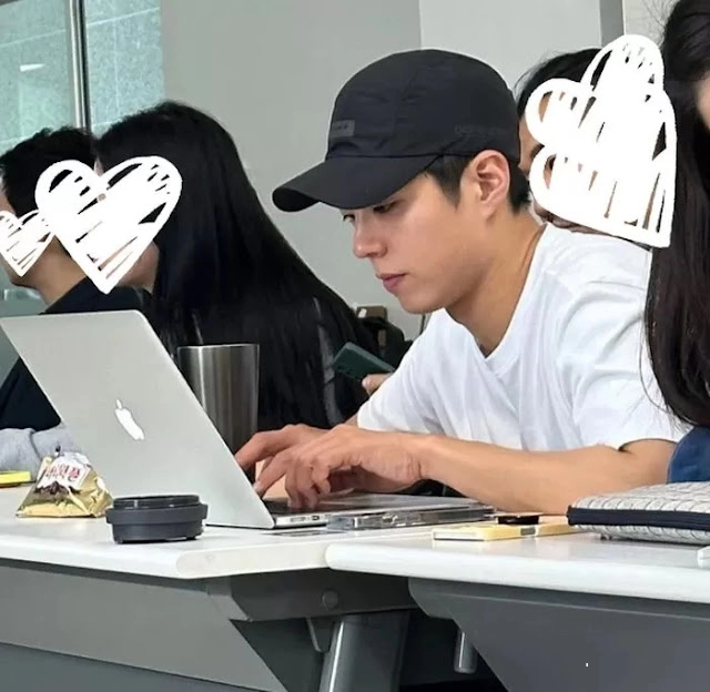 Park Bogum’un Şu An ki Üniversite Hayatı Dikkat Çekiyor + Netizen Yorumları » Güney Kore Sineması
