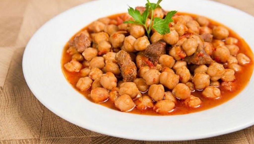 Nohut yemeğinin yanına ne gider, hangi yemek, çorba ve tatlı yakışır?