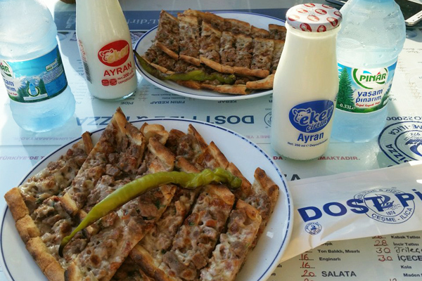dost pide çeşme