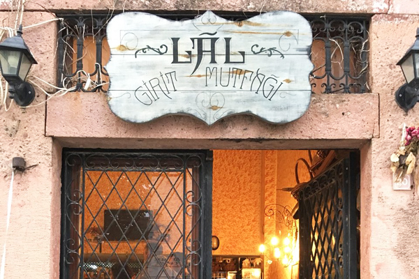 ayvalık lal girit mutfağı