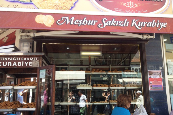 ayvalık güler tatlıhanesi
