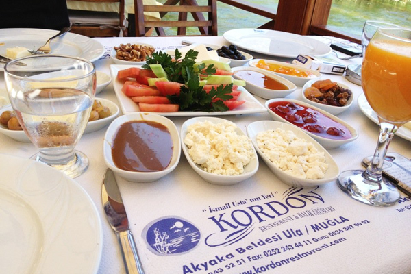 kordon restaurant azmak