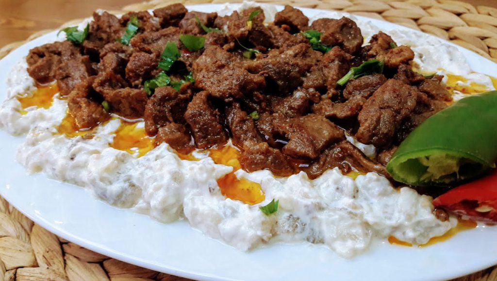 Alinazik yanına ne yapılır, hangi çorba, salata ve yemekler ile servis edilir?