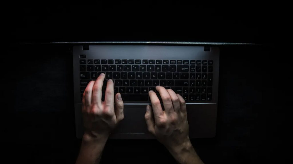 Artık Dark Web’de geliştirilen bir yapay zeka botu da var: DarkBERT