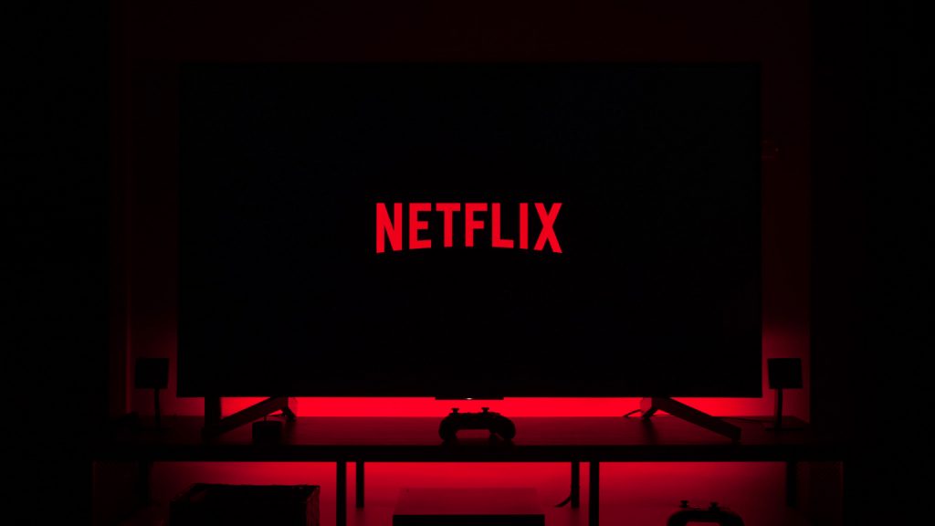 Netflix, masraflarını azaltmak için çalışanlarına “dikkatli harcamalarını” söyledi…