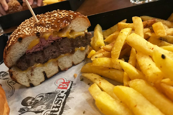 nusret burger fiyatları