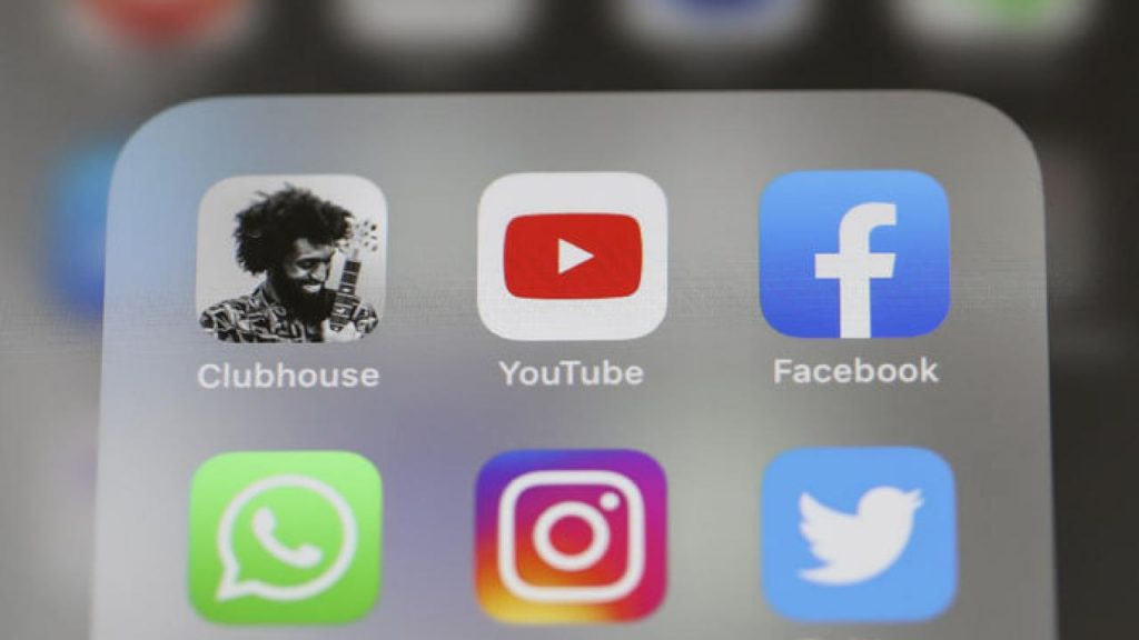 Salgın döneminde herkes onu konuşuyordu: Clubhouse şimdi krizlerle boğuşuyor