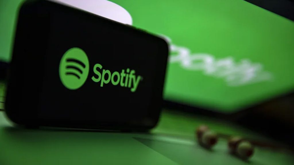 Spotify, yapay zeka tarafından üretilen 14000 şarkıyı, ihlaller sebebiyle kütüphanesinden kaldırdı