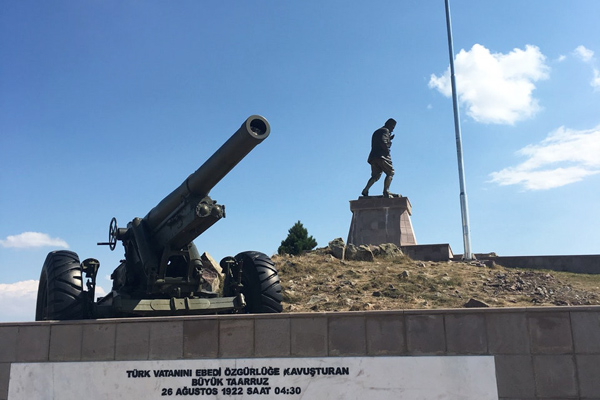 afyon kocatepe anıtı