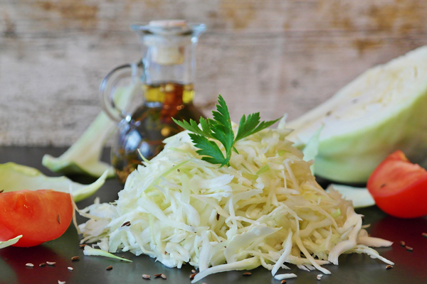 beyaz lahana salatası