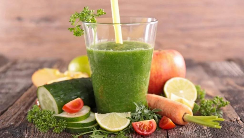 Çocuklarınıza sebze sevdirecek birbirinden lezzetli 4 smoothie tarifi