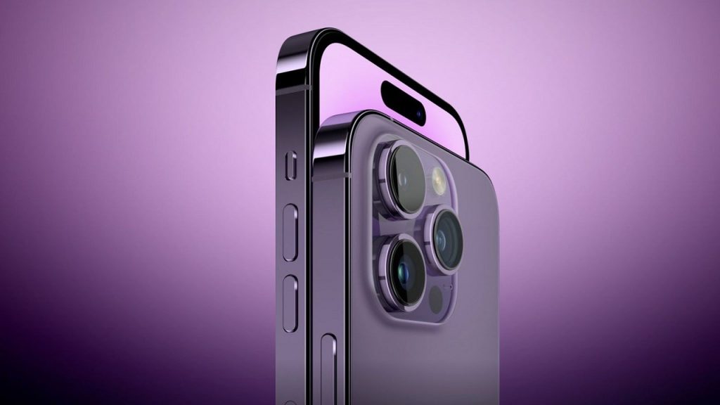 Apple, iPhone 15’e ek olarak geçen yılki iPhone’lara USB-C ekleyebilir