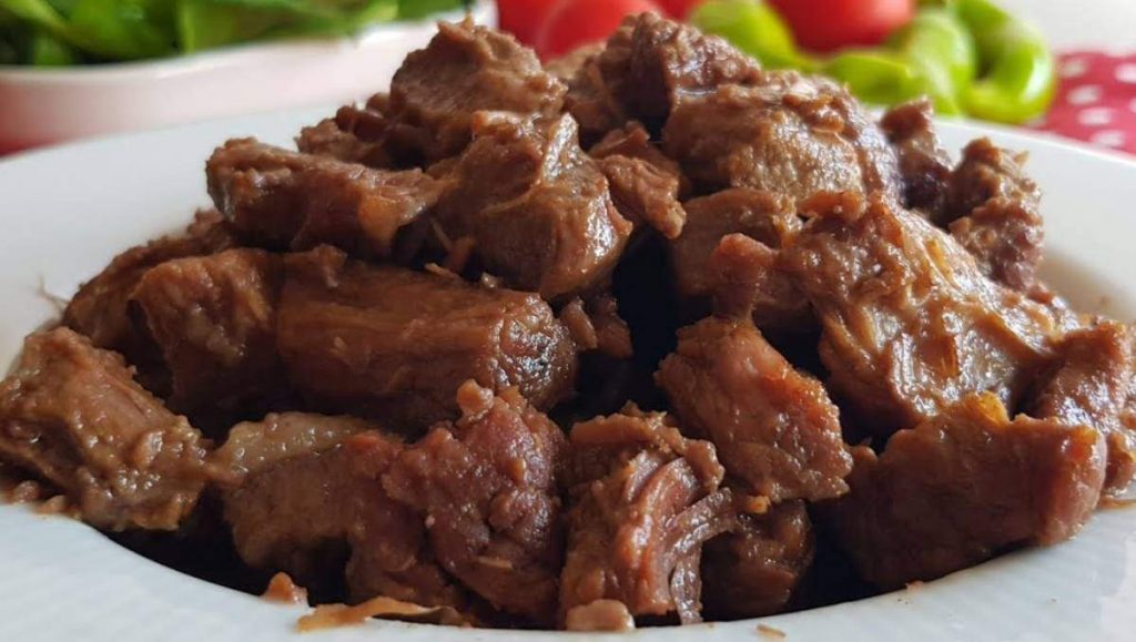 Artık restoranlarda bir ton para vermeyeceksiniz! Dana kavurma tarifinin detaylı hazırlanışı