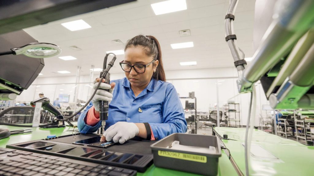 Samsung ABD’de Apple’a Yetişti: Müşteri Memnuniyeti Puanları Eşit Düzeyde