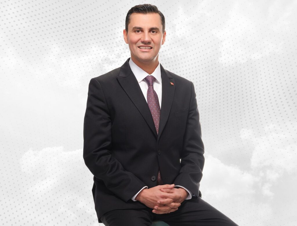 Manisa’yı 74 Yıl Sonra CHP’ye Kazandıran Başkan: Ferdi Zeyrek Kimdir?