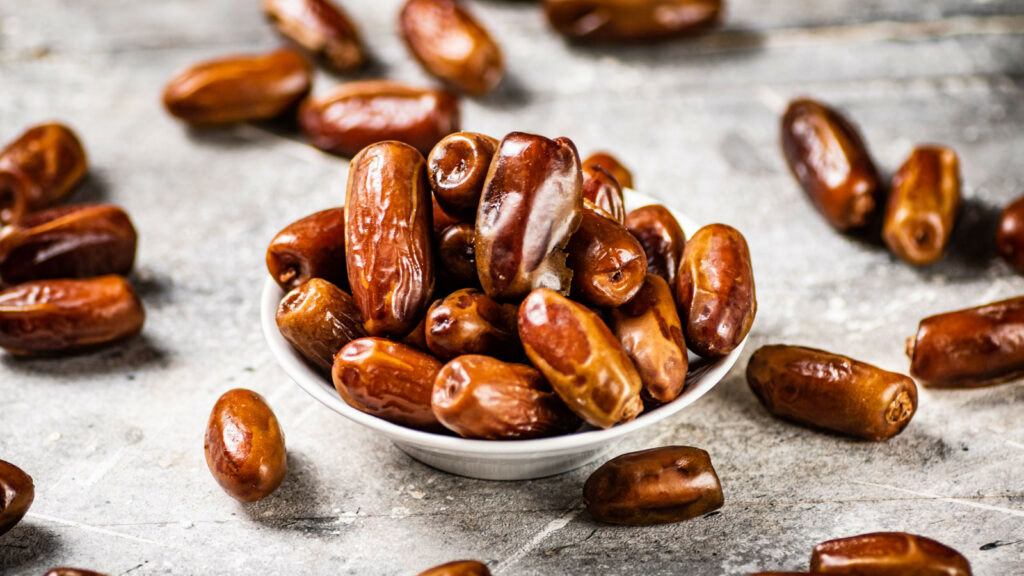 Hurma kilo aldırır mı? Diyette günde kaç hurma yenir?